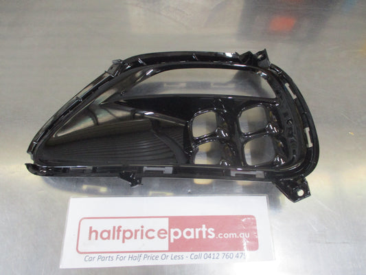 Kia Cerato Genuine Right Hand (Drivers) Fog Light Trim Bezel New Part