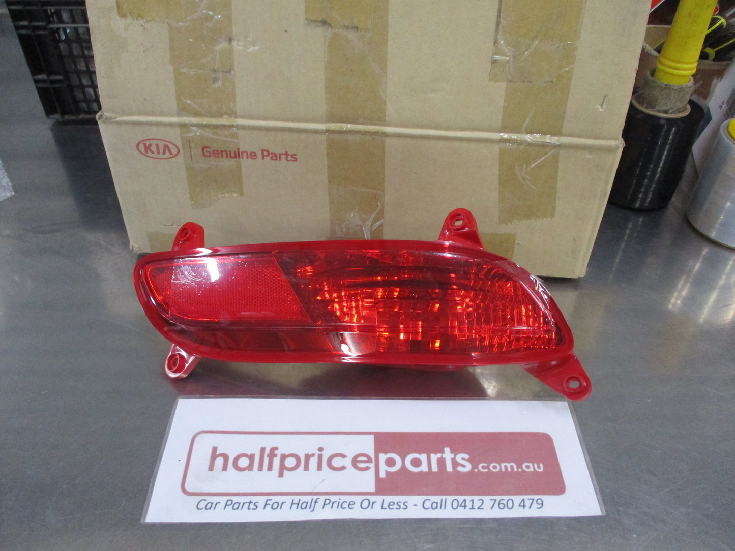 Kia Rio Genuine Right Hand Bumper Bar Rear Reflector New Part