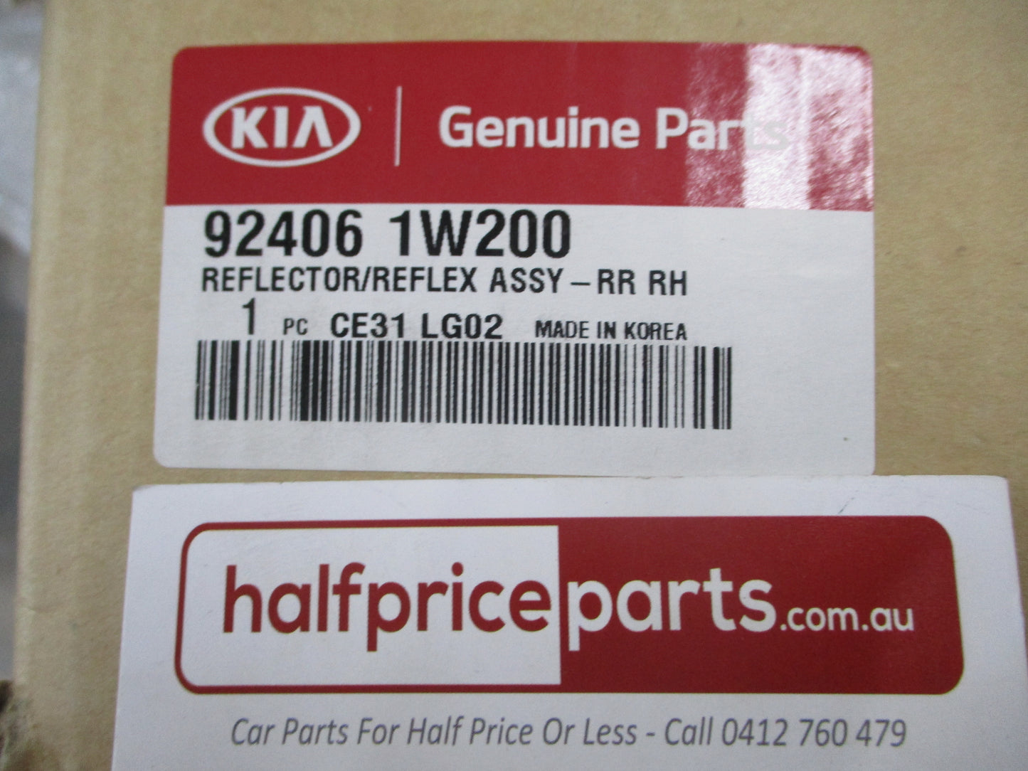 Kia Rio Genuine Right Hand Bumper Bar Rear Reflector New Part