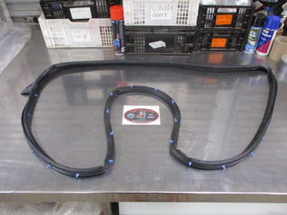 Hyundai i30 Genuine Right Hand Front Door Side Weather Strip New Part