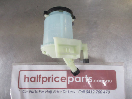 Nissan Navara D40T Genuine Power Steering Reservoir Tank New Part
