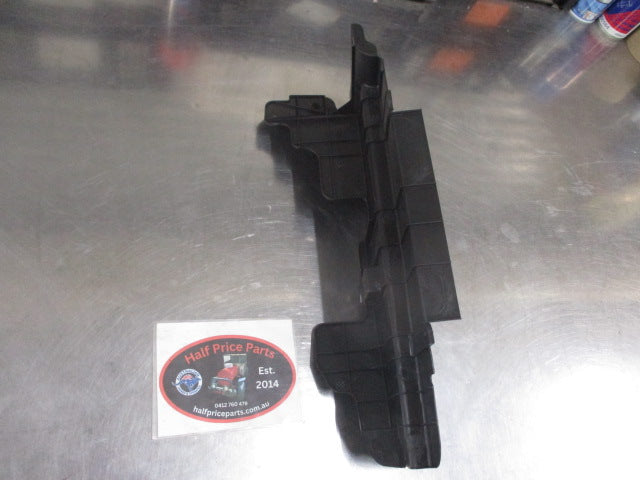 Hyundai Elantra Genuine Right Hand Front Radiator Air Glide New Part