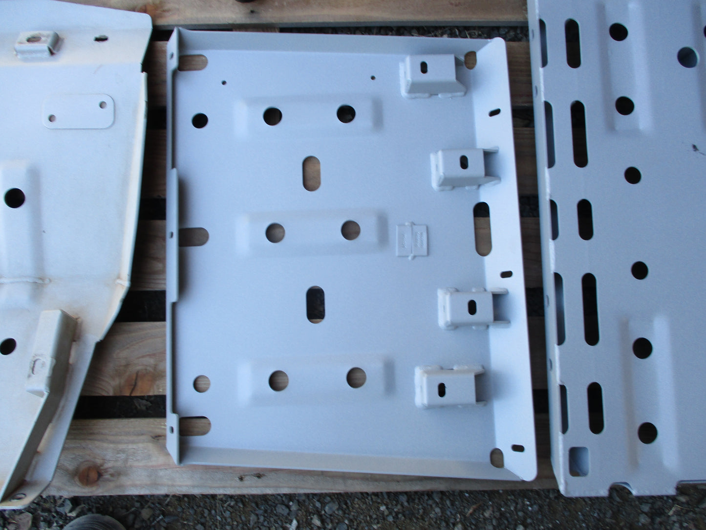 ARB Under Vehicle Protection Bash Plate Kit 3 Part Kit Suits 200 Series Toyota Landcruiser