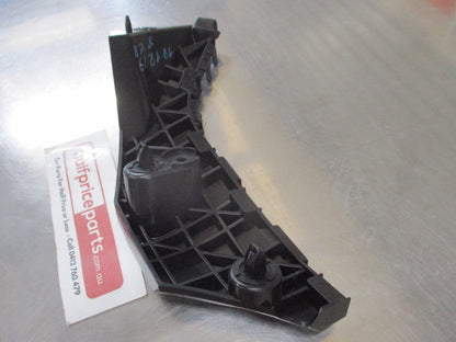 Ford PX Ranger XLT/PX2/Wildtrack Genuine Right Hand Front Bumper Bracket New Part