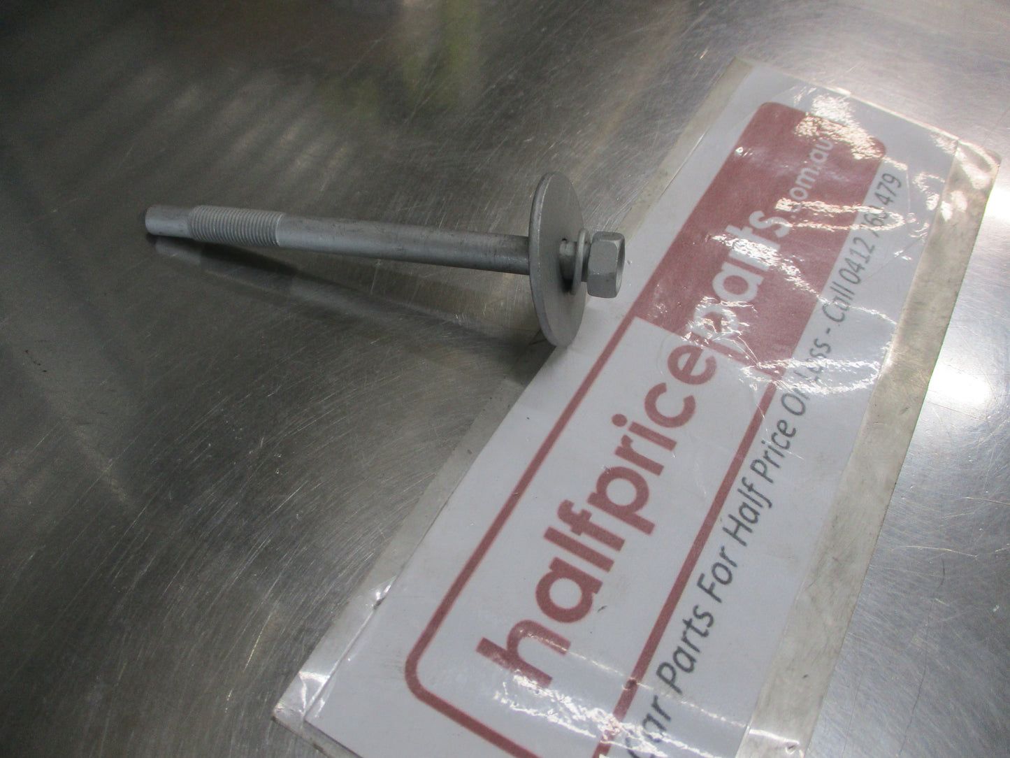Nissan Patrol GU Genuine Body Mounting Bolt Row 2-4 New Part