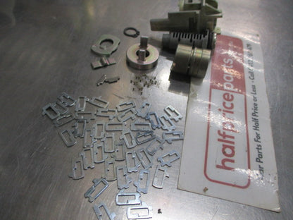 Ford Focus Genuine Right Hand Front Door Lock Repair Kit New Part.
