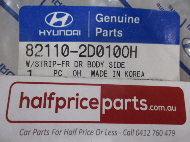 Hyundai Elantra Genuine Right Hand Front Door Body Weather Strip New Part