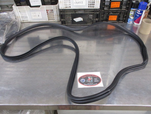 Hyundai Tucson Genuine Left Hand Front Door Body Weather Strip New Part