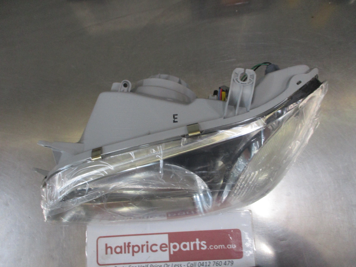 Kia Carnival Genuine Left Hand Headlight Assembly New Part