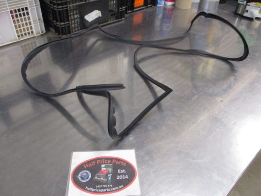 Hyundai Accent Genuine Rear Window Glass Moulding (Reveal) New Part