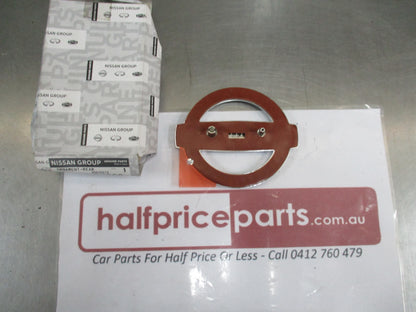 Nissan Cube Genuine Front Grille Emblem New Part