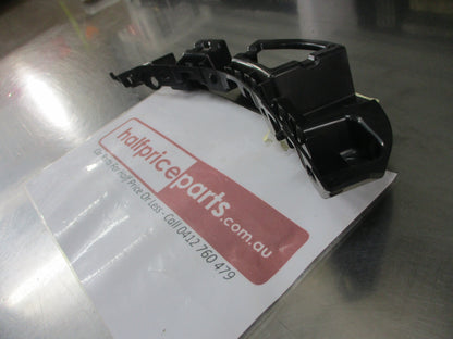 Mercedes Benz Sprinter W907-W910 Genuine Left Hand Front Bumper Bracket New Part