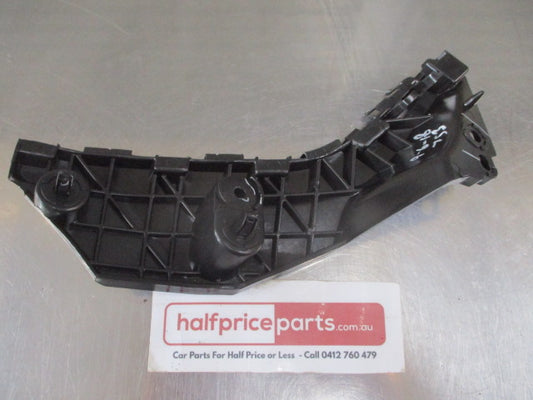 Ford Fiesta Genuine Left Hand Front Bumper Plastic Bracket New Part