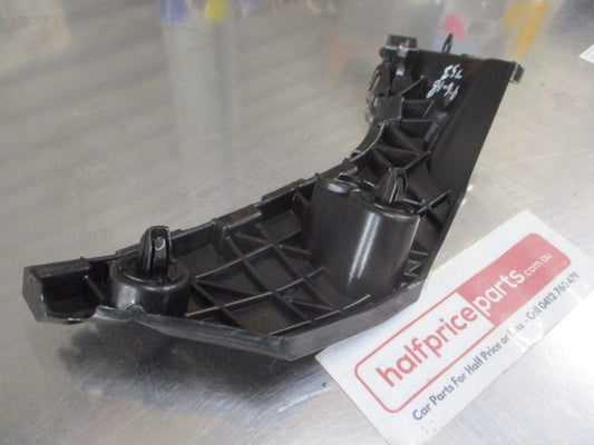 Ford Fiesta Genuine Left Hand Front Bumper Plastic Bracket New Part