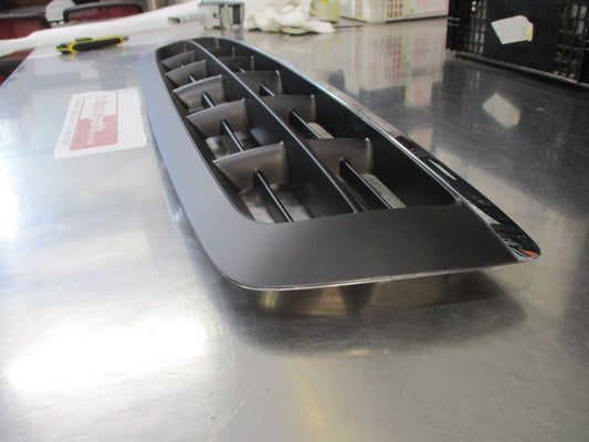 Kia K2500/K2700/K2700II/K3000/K3000II Genuine Front Grille Assembly (Black And Chrome New Part