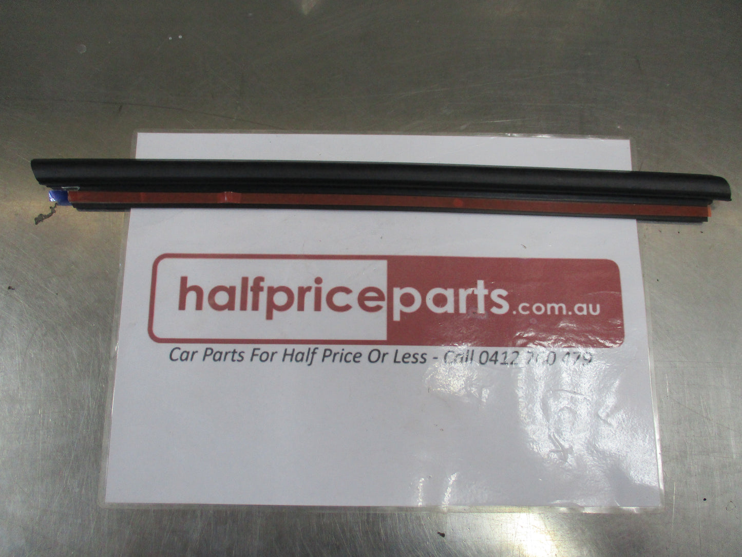 Honda CR-V Genuine Right Hand (Driver's) Rear Quarter Glass Seal New Part