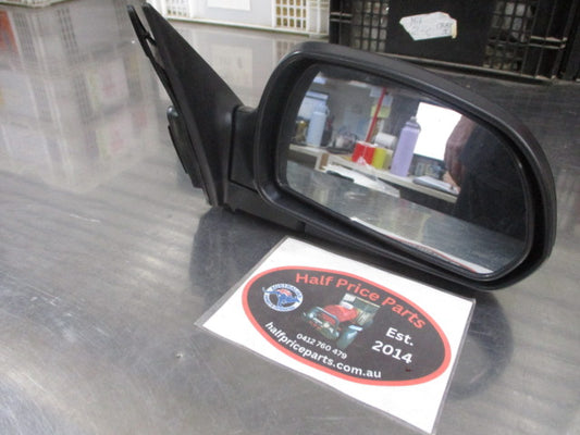 Hyundai Elantra XD Genuine Drivers Outer Electric Mirror Used Part
