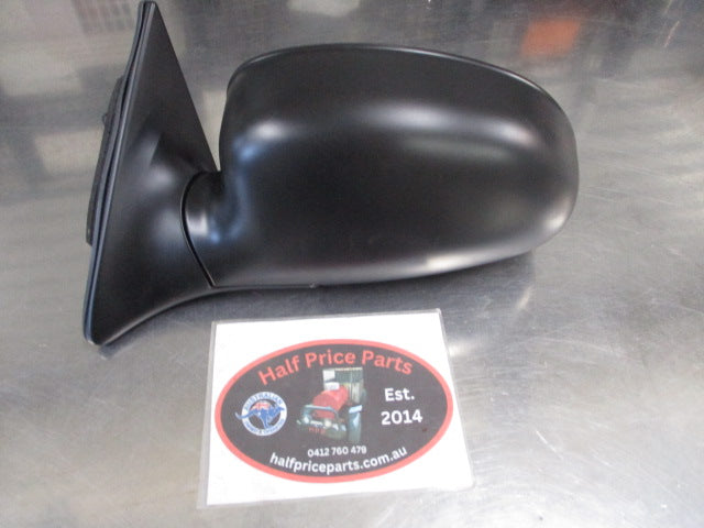 Hyundai Elantra Passenger Side Outer Mirror Assembly Manual Used Part
