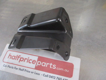 Ford Transit V363 Genuine Front Left Hand Guard Bracket Assembly New Part