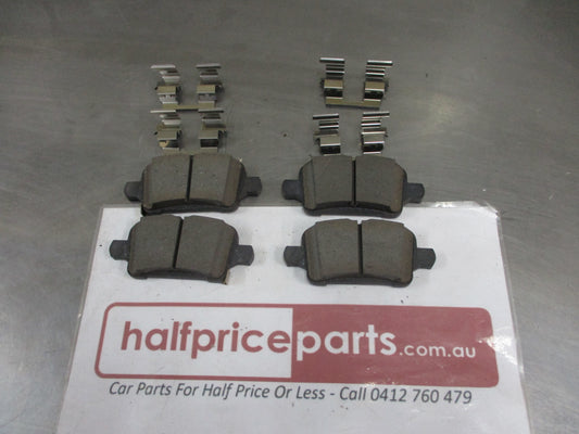 Holden Cruze Genuine Rear Disc Brake Pad Set New Part