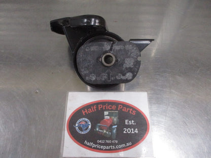 Hyundai Accent Genuine Transmission Bracket (Manual) With DOHC New Part