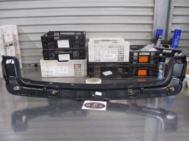 Hyundai i30 Wagon Genuine Tail Gate Panel Garnish New Part