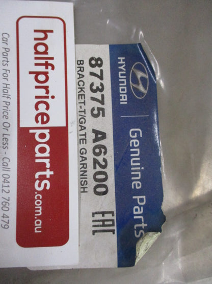 Hyundai i30 Wagon Genuine Tail Gate Panel Garnish New Part
