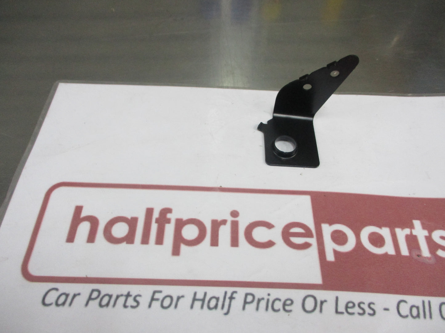 Mercedes Benz C-Class W204 Genuine Left Hand Front Bumper Reinforcement Bracket New Part