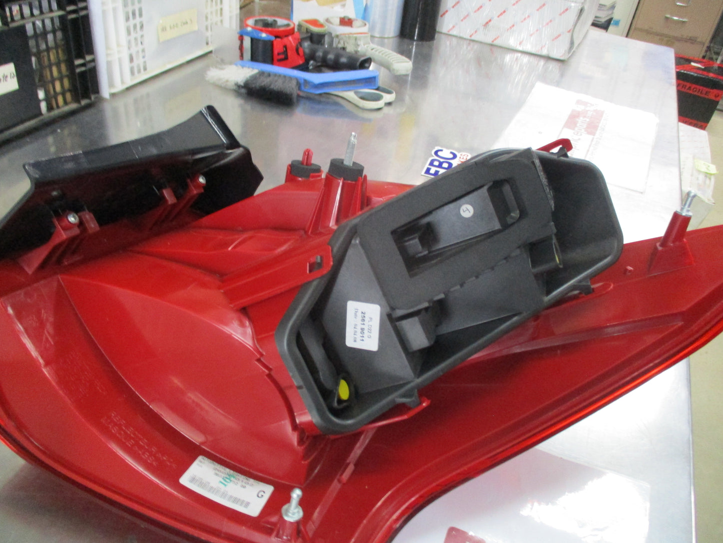 Peugeot 407 Genuine Left Hand Rear Tail Light New Part