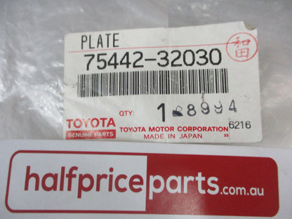 Toyota Camry Genuine Front Radiator Grille Chrome Emblem New Part