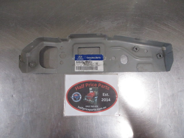 Hyundai Accent Genuine Right Hand Carrier Mounting Bracket Assembly New Part