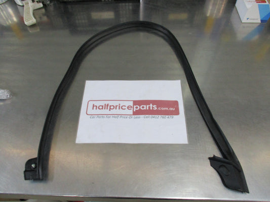 LandRover Discovery Sport Genuine L/H (Passenger) Door Upper Weather Strip New Part