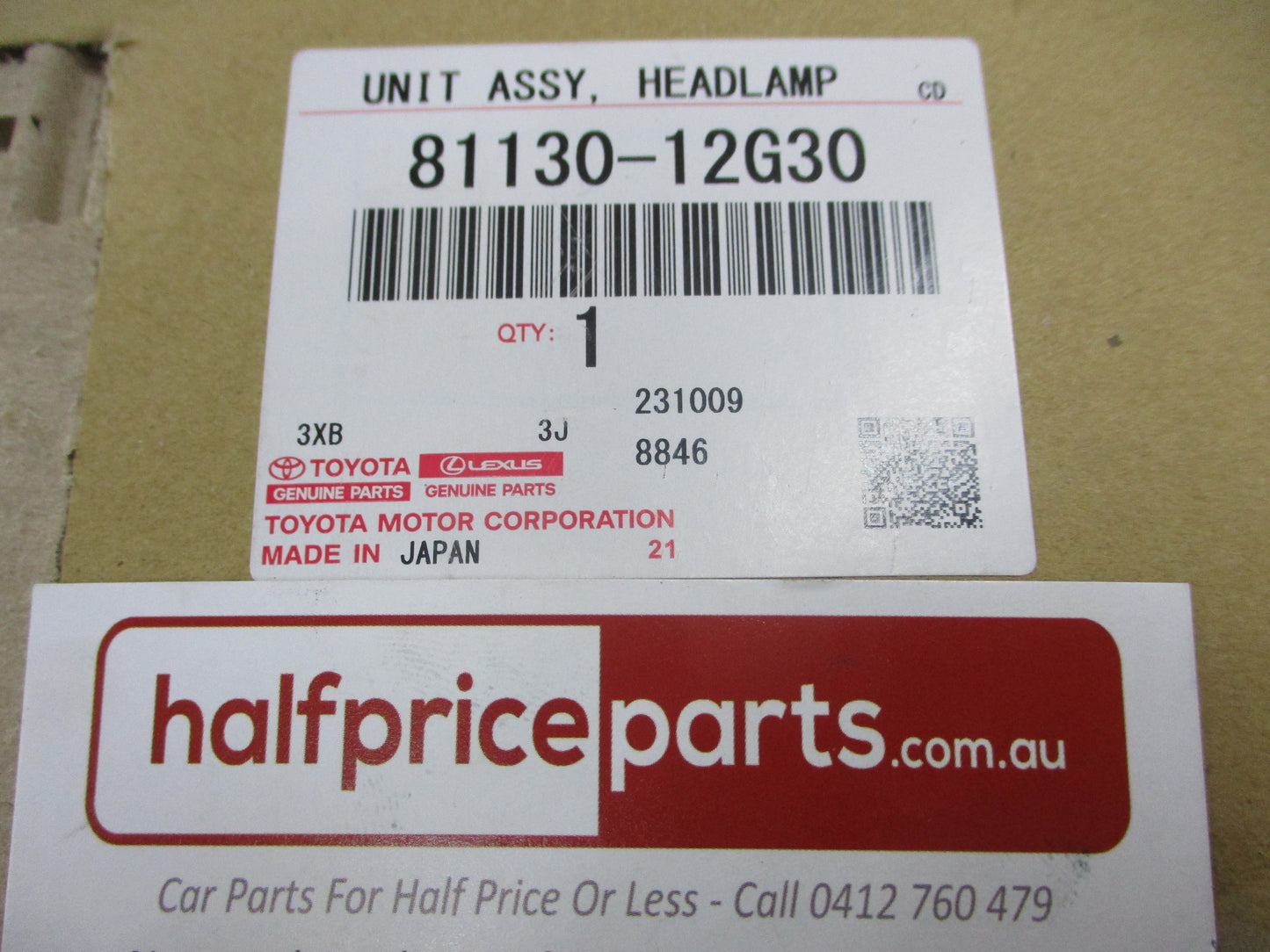 Toyota Corolla Genuine Right Hand Head Light Assembley New Part