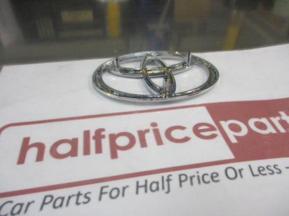 Toyota Hiace Genuine Front Grille Chrome Emblem New Part