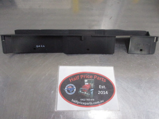 Hyundai Santa Fe Genuine Top Radiator Air Guide New Part