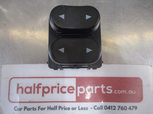 SSS Auto Right Hand Front Power Window Switch Suits Ford AU Falcon Sedan/Ute/Wagons New Part.