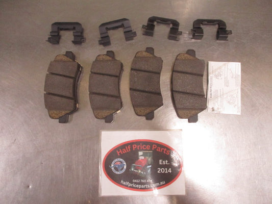Hyundai Elantra Genuine Front Disc Brake Pad Set New Part