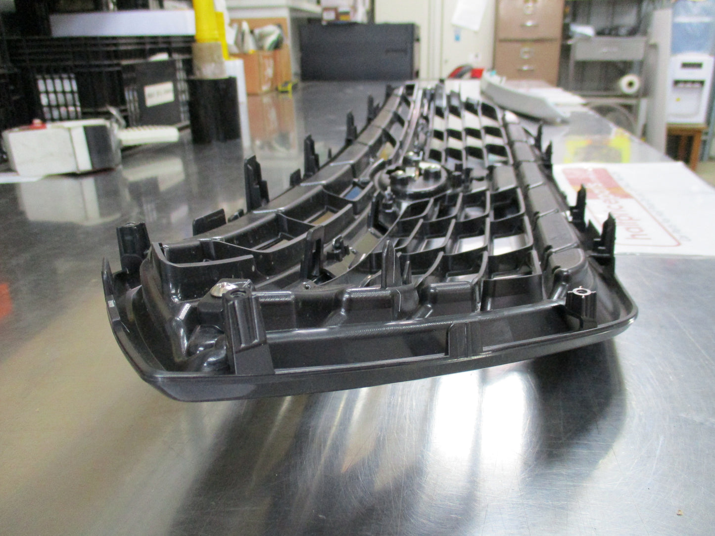 Subaru Levorg Genuine Front Grille Assembly New Part