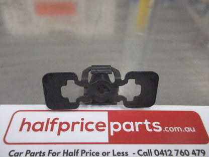 Ford Kuga Genuine Roof Lining Clip New Part