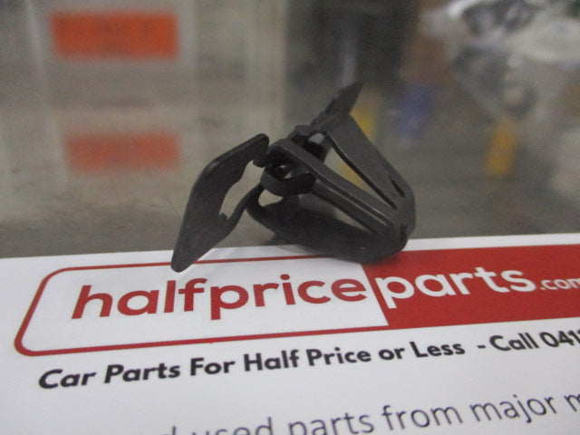 Ford Kuga Genuine Roof Lining Clip New Part