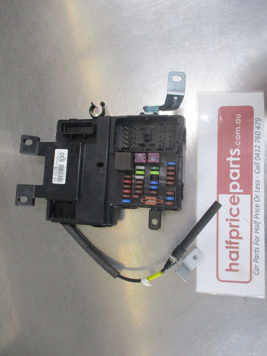 Kia Carnival Genuine Instrument Panel Junction Box Assy New Part