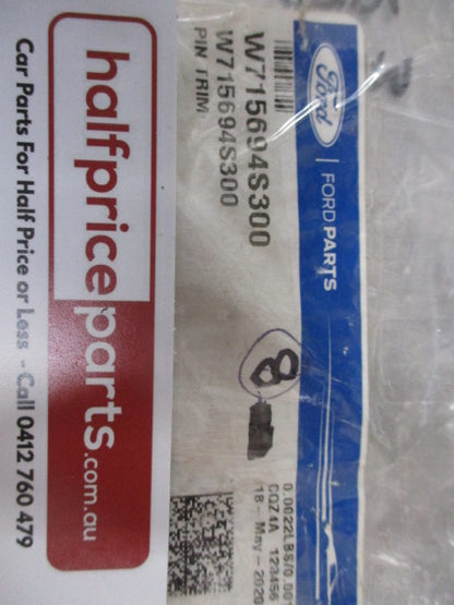 Ford PX Ranger/Everest Genuine Wheel Opening Molding Rivet New Part