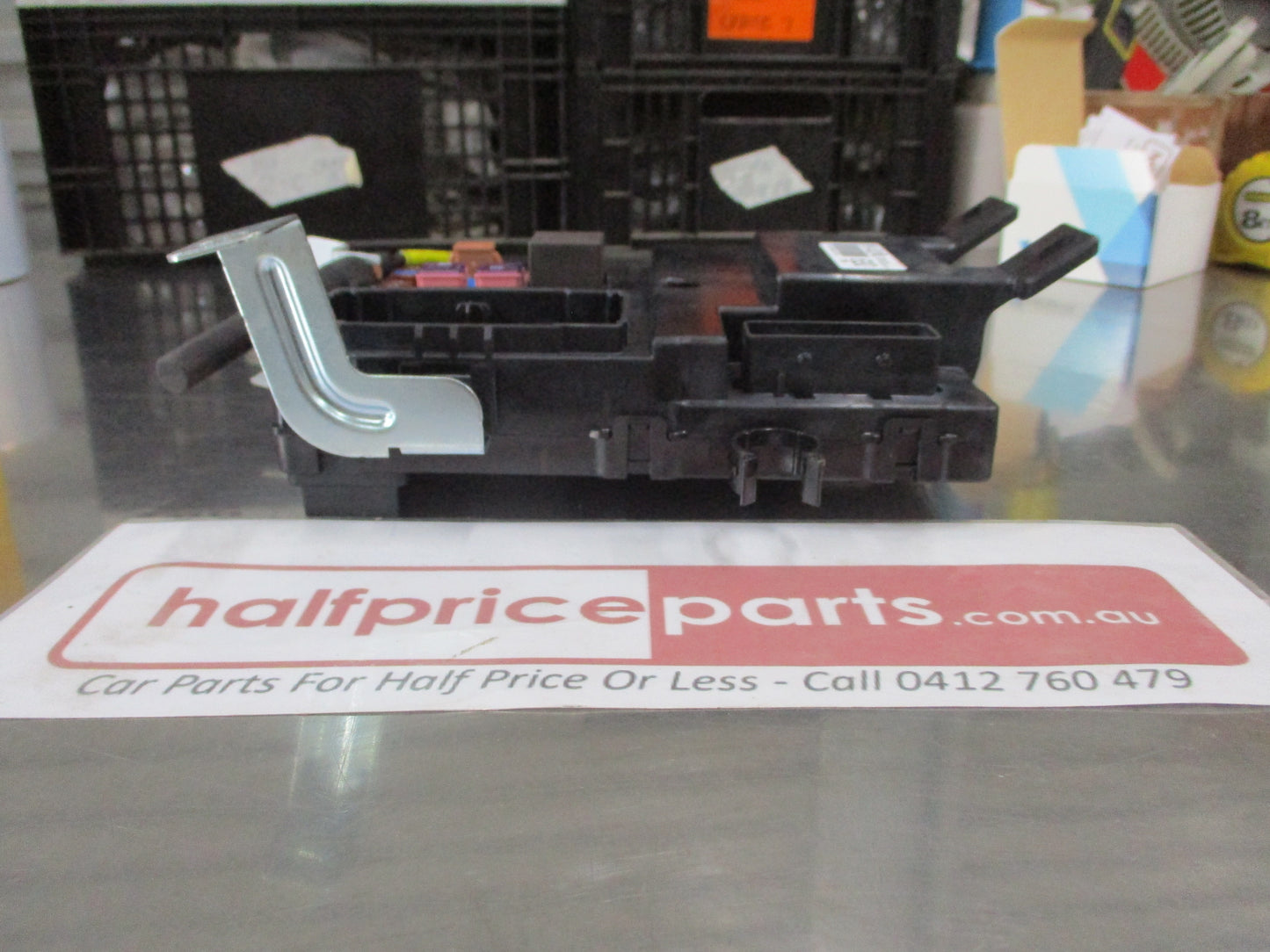 Kia Carnival Genuine Instrument Panel Junction Box Assy New Part