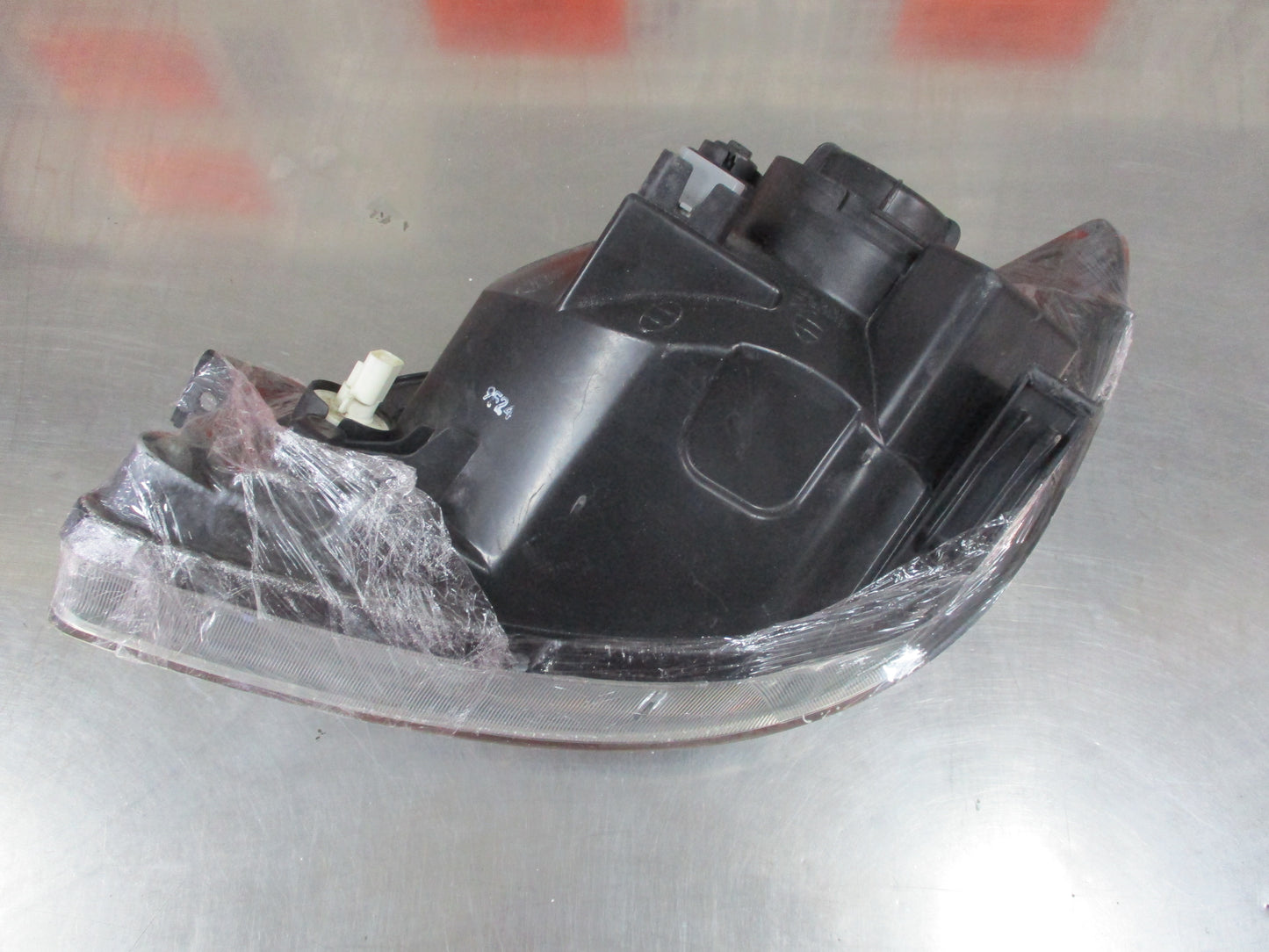 Hyundai Getz Genuine Right Hand Headlight Reconditioned VGC Used Part