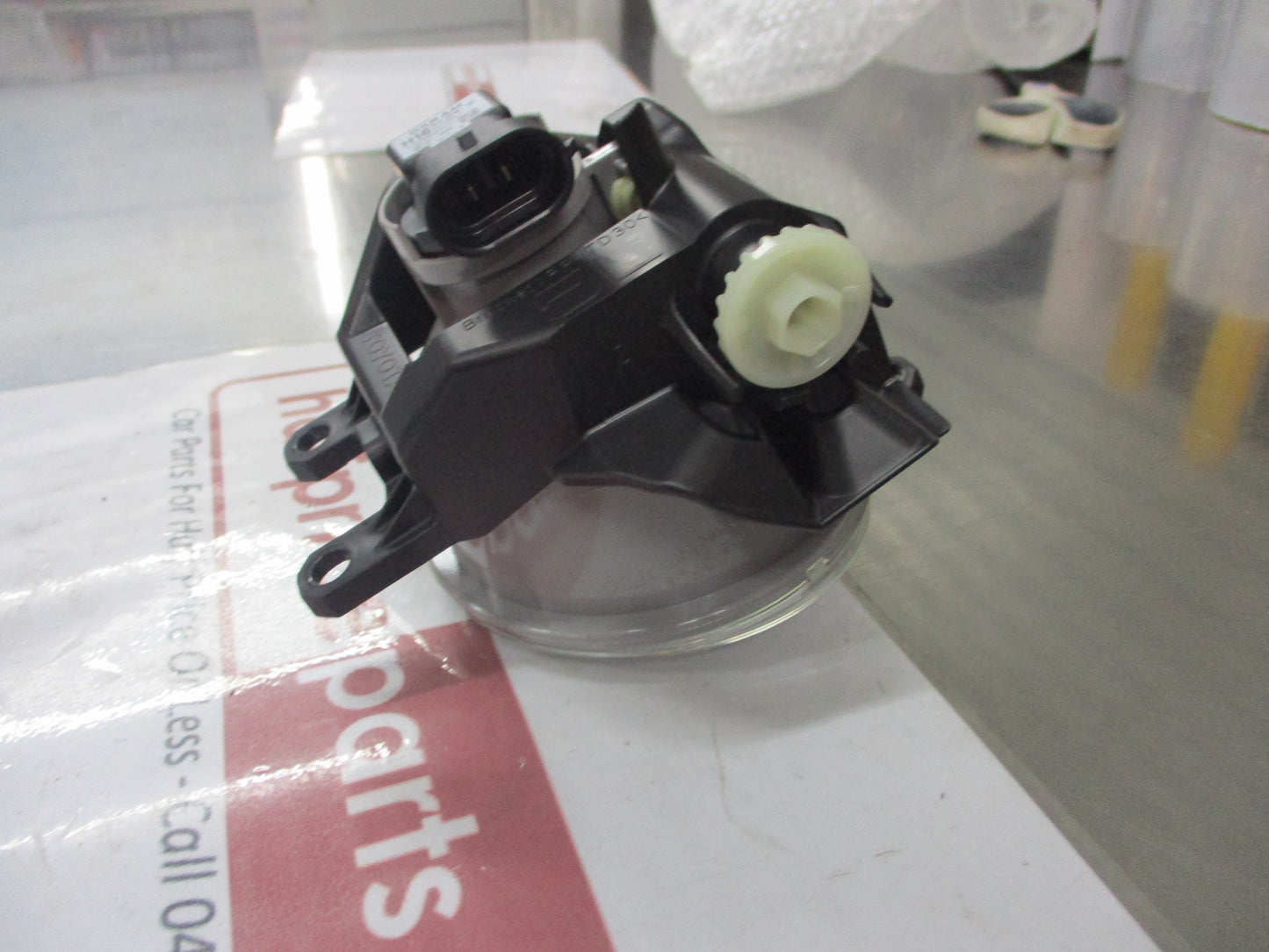 Toyota Rav4 Genuine Left Hand Front Fog Light Assembly New Part