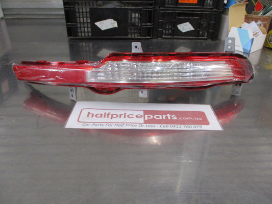 Kia Sportage Genuine Right Hand Bumper Bar Reflector Fog Light New Part
