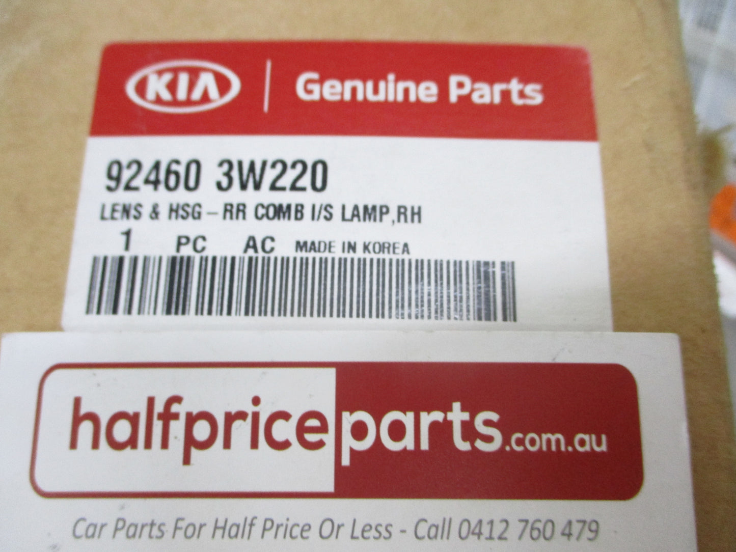 Kia Sportage Genuine Right Hand Bumper Bar Reflector Fog Light New Part