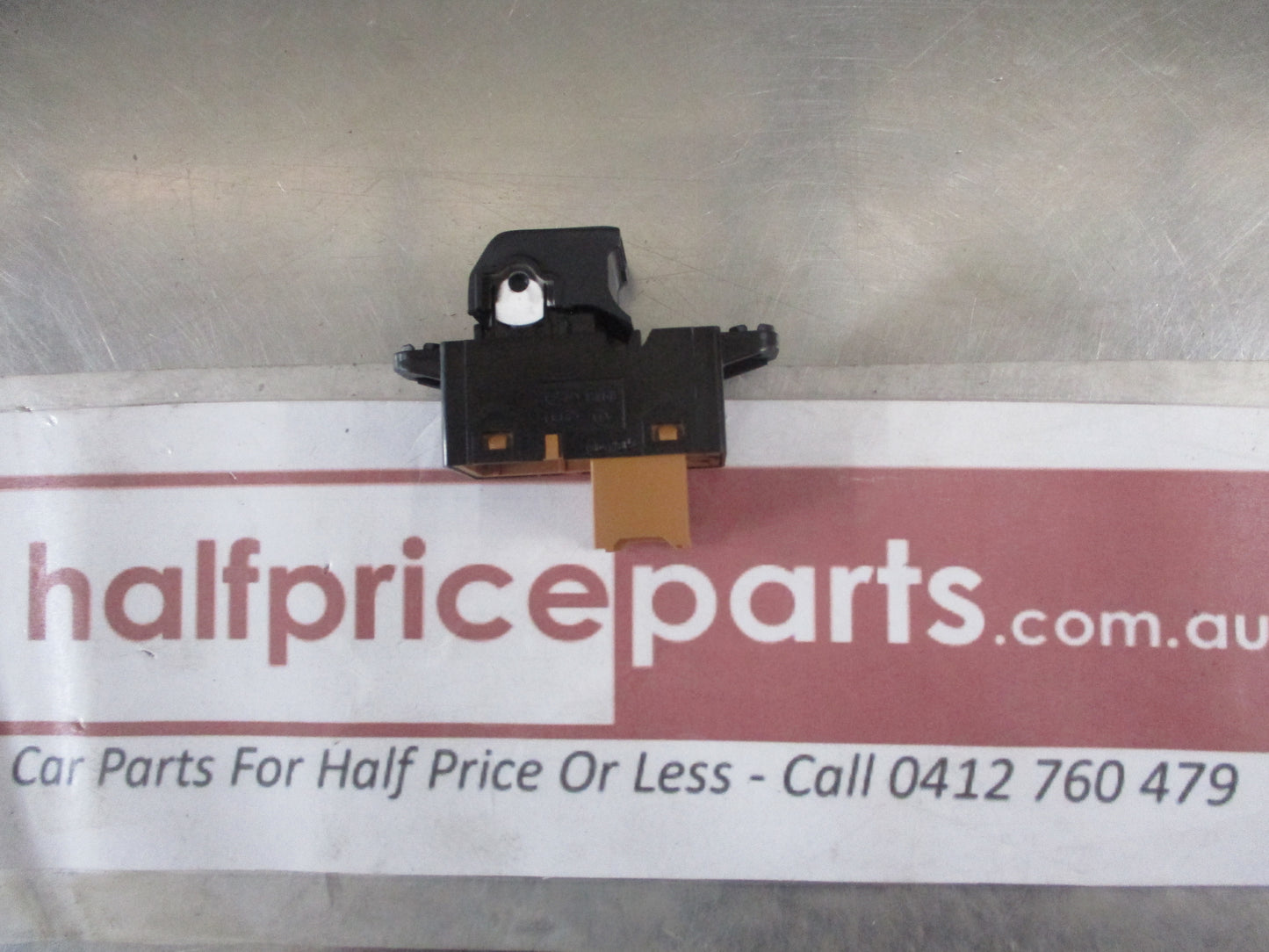 Hyundai I30 Sedan Genuine Left Hand Rear Power Window Switch New Part