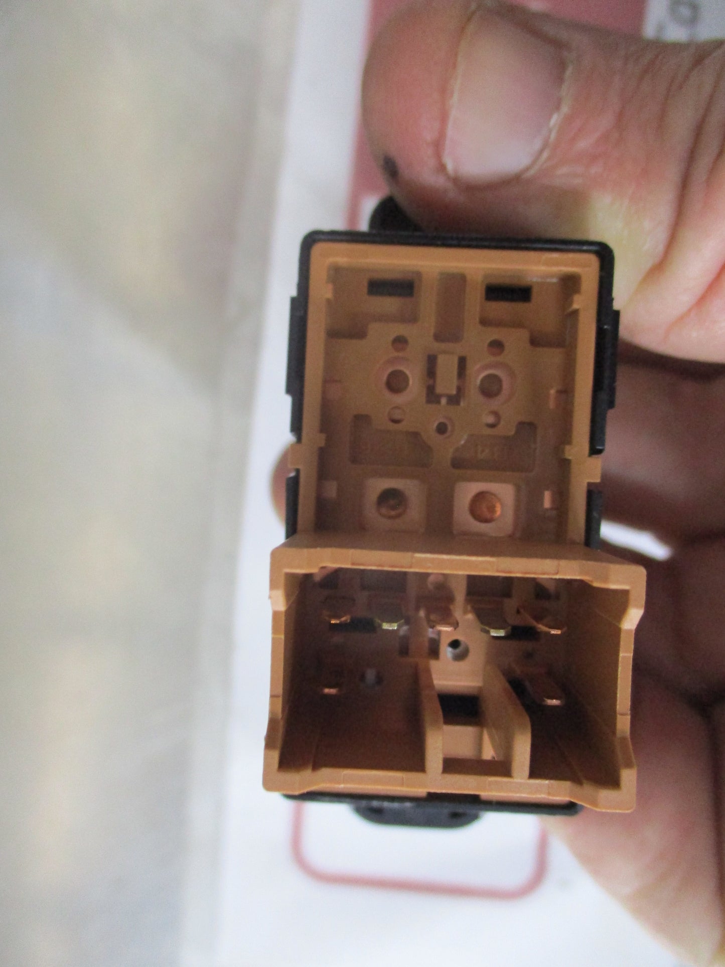 Hyundai I30 Sedan Genuine Left Hand Rear Power Window Switch New Part