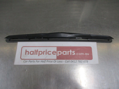 Kia Sorento Genuine Left (Passenger) Side Wiper Blade Assembly New Part